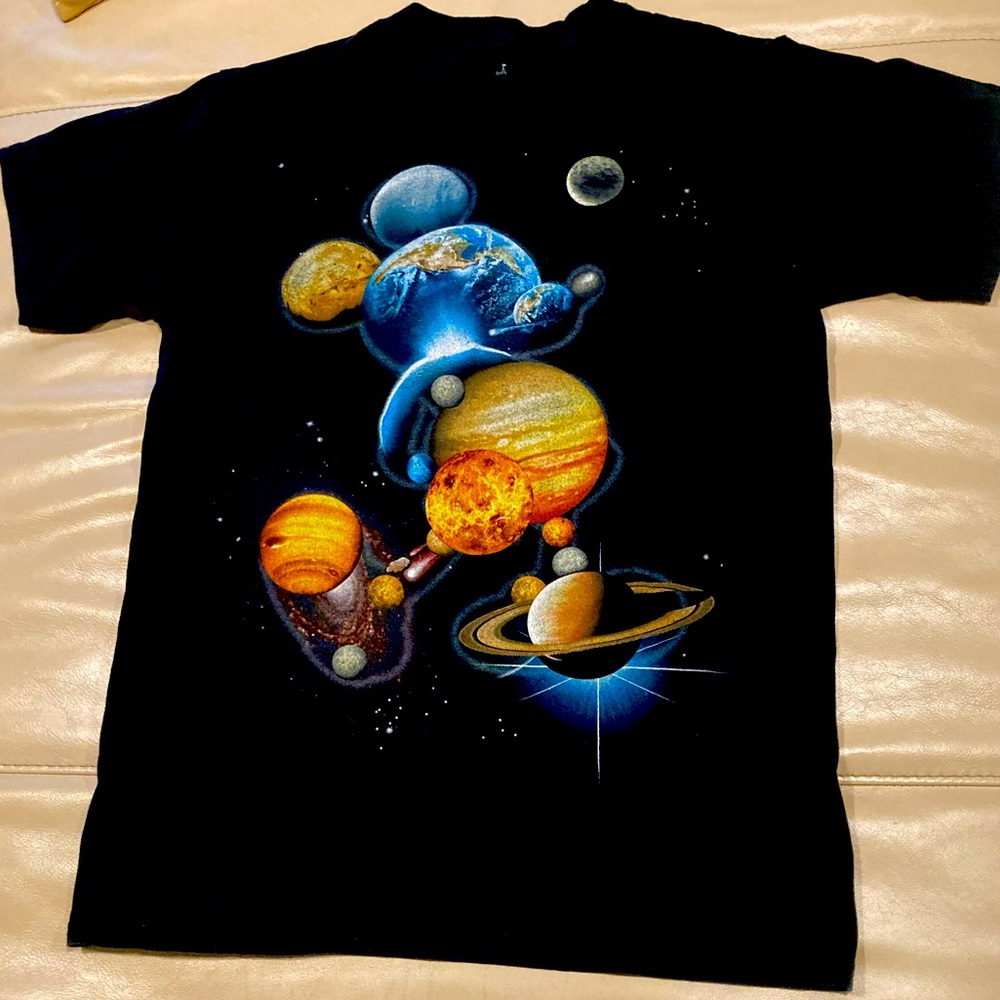 Disneyland Mickey Mouse (made of Planets) black graphic T-Shirt small